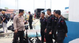 Kapolres Sumenep AKBP Henri Noveri Santoso lepas personil BKO