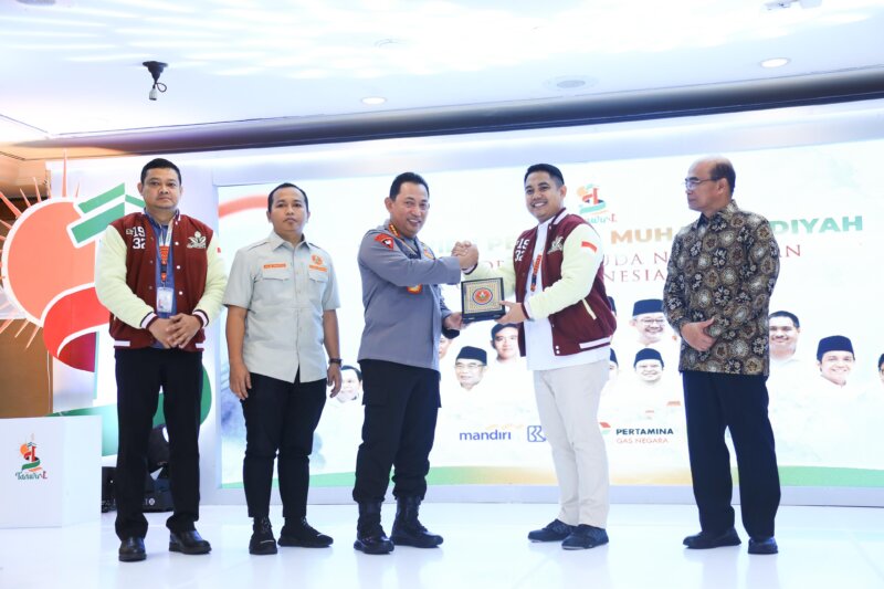 Kapolri Jenderal Listyo Sigit Prabowo hadiri seminar kebangsaan Tanwir I Pemuda Muhammadiyah