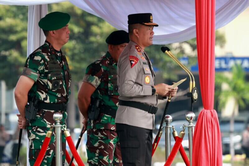 Kapolda Jatim Irjen Pol Drs. Imam Sugianto