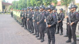 Personil Pengamanan di TPS Pasuruan