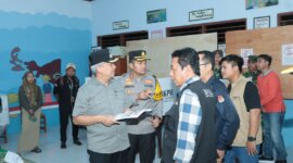 Kapolres Nganjuk AKBP Siswantoro cek TPS bersama Forkopimda