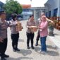 Polres Nganjuk bagikan nasi kotak