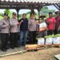 Polresta Sidoarjo berikan bibit jagung dan pupuk ke petani