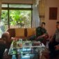 Polisi RW sambang warga pasca Quick Count Pilkada