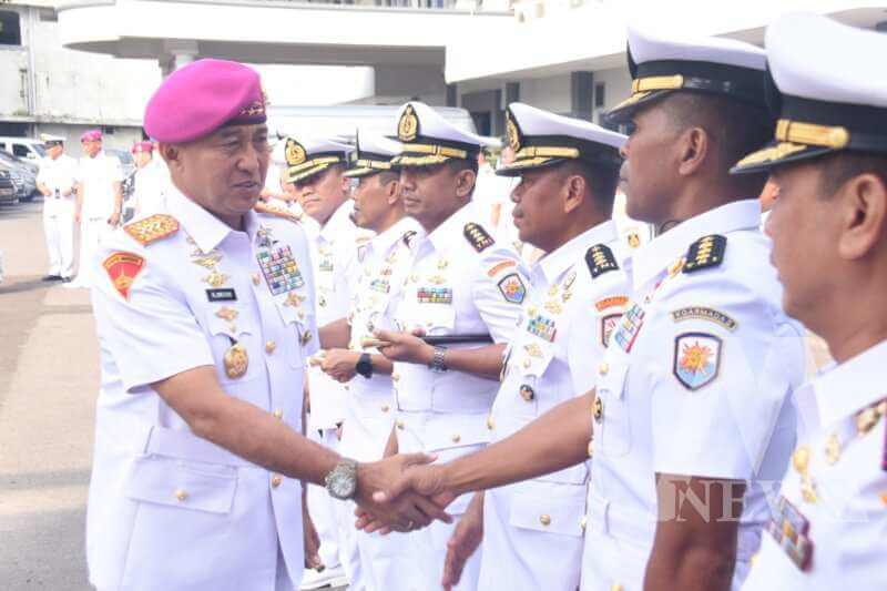 Dankodiklatal Letjen TNI Marinir Nur Alamsyah ikuti upacara hari Armada RI