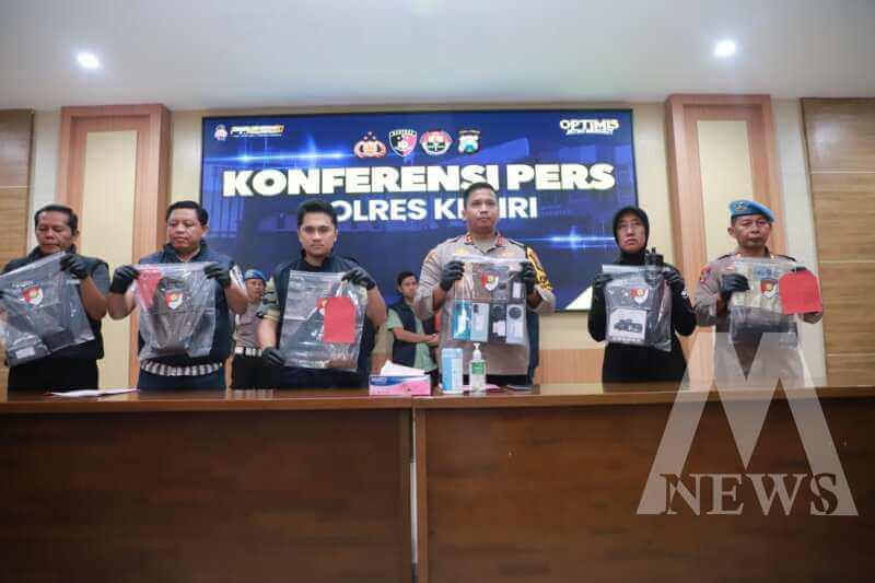 Polres Kediri ungkap kasus pembunuhan dan tangkap tersangka