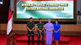 Wadan Kodiklatal Laksda TNI I Gung Putu Alit Jaya bersama Panglima TNI Agus Subiyanto
