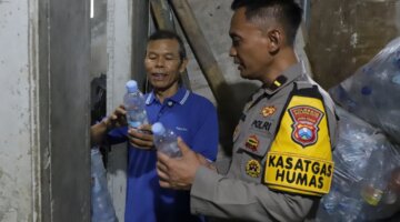 Bripka (Purn) Seladi Polisi Jujur