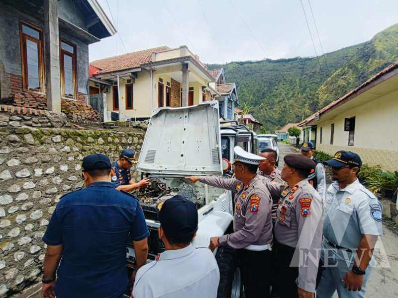 Polres Probolinggo lakukan ramp check kendaraan untuk Wisata Bromo
