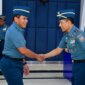 KASAL Laksamana TNI Dr. Muhammad Ali beri selamat Wadan Kodiklatal Laksda TNI I Gung Putu Alit Jaya