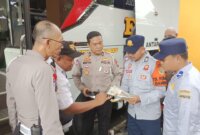 Ditlantas Polda Jatim dan Dishub cek angkutan umum di Bungurasih