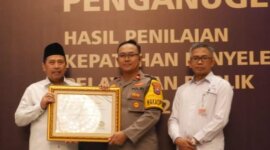 Polres Pamekasan Terima Penghargaan