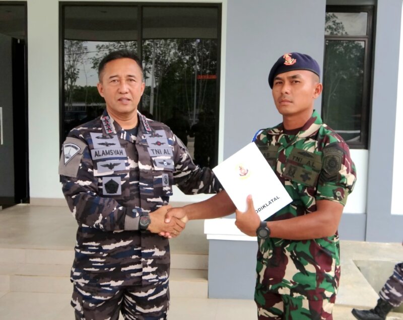 Dankodiklatal Letjen TNI Marinir Nur Alamsyah kunjungan ke mako Satdik 1 Kodiklatal