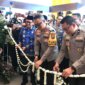 Kapolda Jatim Irjen Pol Drs. Imam Sugianto potong pita resmikan RS Bhayangkara