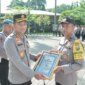 Kapolres Nganjuk AKBP Siswantoro beri penghargaan anggota berprestasi