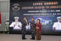 Wadan Kodiklatal Laksda TNI I Gung Putu Alit Jaya bersama Laksda TNI Supardi