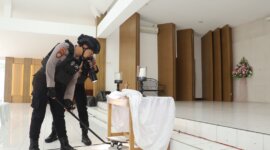Polres Pelabuhan Tanjung Perak sterilisasi gereja