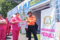 Ketua Bhayangkari Cabang Bojonegoro Ny. Nea Mario Prahatinto beri dukungan moril