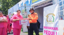 Ketua Bhayangkari Cabang Bojonegoro Ny. Nea Mario Prahatinto beri dukungan moril