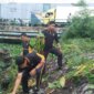 Polresta Sidoarjo dan TNI bersihkan sampah dan enceng gondok di sungai Gebang