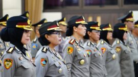 Upacara kenaikan pangkat untuk Perwira Polri