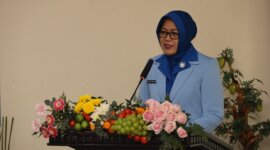 Ketua Gabungan Jalasenastri Kodiklatal Ny. Ayu Nur Alamsyah