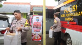 Polres Probolinggo berbagi makanan bergizi ke SDN Gejugan