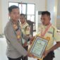 Kapolres Nganjuk AKBP Siswantoro beri penghargaan di HUT Satpam