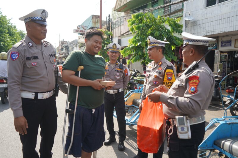 Satlantas Polres Probolinggo Kota gelar Jum'at Berkah