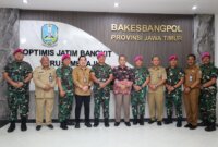 Dankodikmar Kodiklatal Brigjen TNI Marinir Ahmad Fajar kunjungan ke Kabakesbangpol Jatim