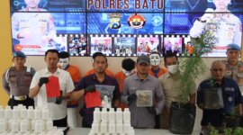 Polisi tangkap tersangka beserta barang buktinya