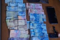 Polisi tangkap pelaku beserta barang buktinya