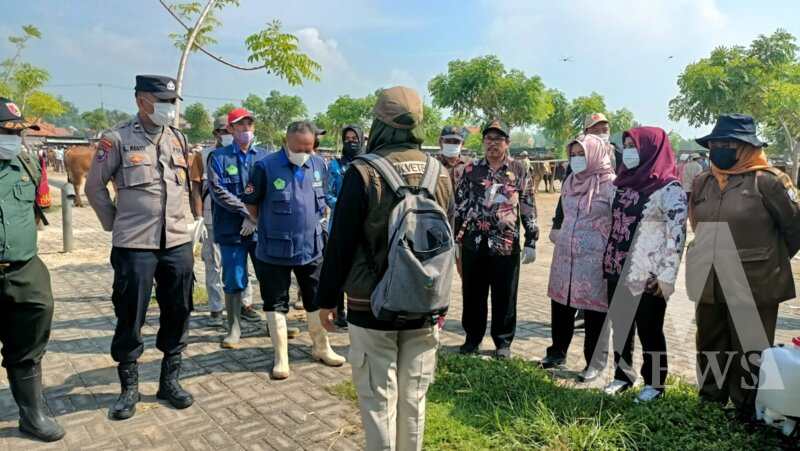 Polres Sampang bersama Pemkab sosialisasi PMK hewan ternak