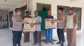 Polsek Cerme jelang ramadhan beri bantuan kipas angin