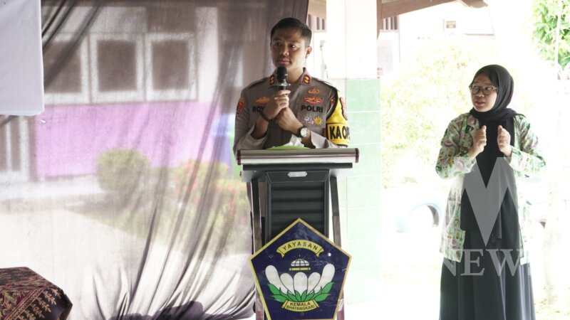 Kapolres Gresik, AKBP Rovan Richard Mahenu, S.I.K., M.Si.,