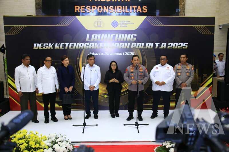 Kapolri Jenderal Pol Listyo Sigit Prabowo launching Desk Ketenagakerjaan