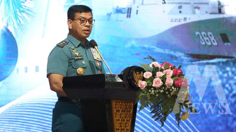Gubernur AAL Laksda TNI Dato Rusman, S.N.,