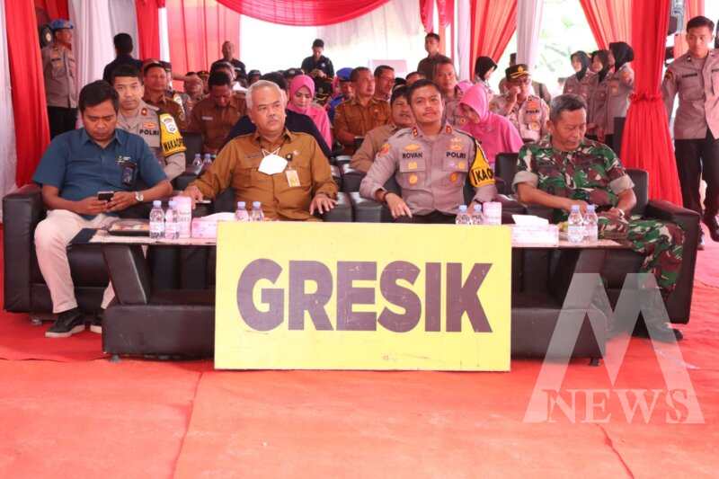 Kapolres Gresik AKBP Rovan Richard Mahenu hadiri penanaman Jagung serentak 1 juta Ha di Panceng