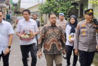 Kapolsek Benjeng AKP Alimin Tunggal kunjungi kediaman korban percobaan bunuh diri
