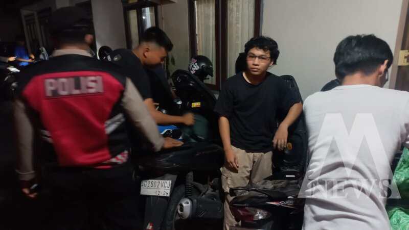 Polres Nganjuk lakukan pengamanan long weekend
