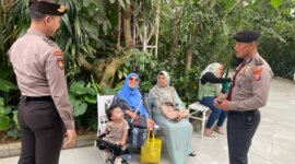 Polres Batu saat libur panjang layani Wisatawan