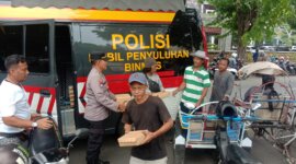 Satbinmas Polresta Banyuwangi gelar jum'at berkah