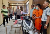 Polisi tangkap tersangka Curas beserta barang buktinya