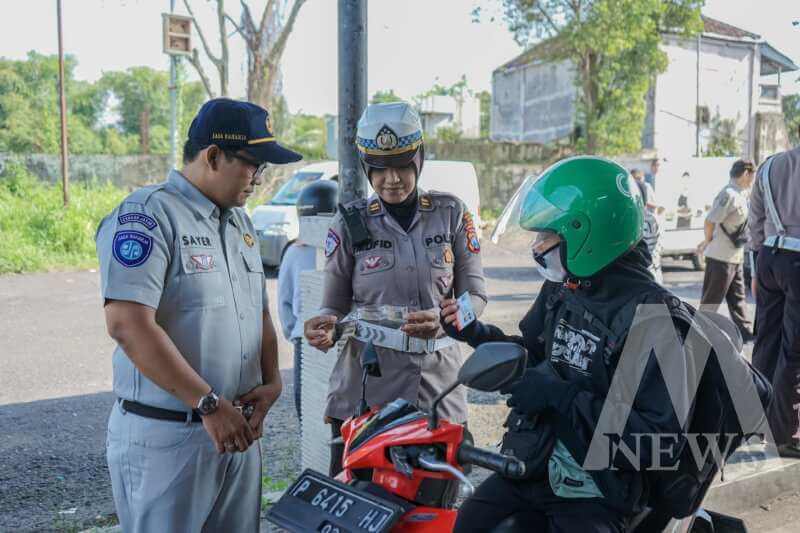 Satlantas Polres Jember gelar operasi gabungan