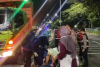 Anggota Polres Bangkalan bantu ibu melahirkan