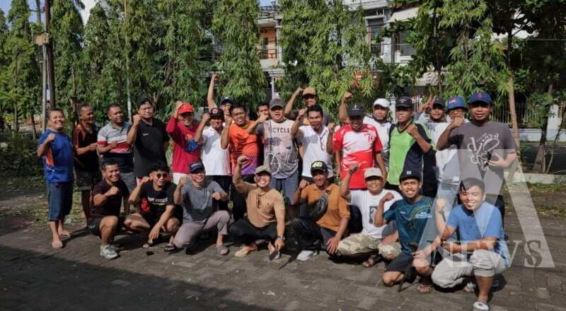 Warga Perum Pondok Maritim Indah kerja bakti jaga kebersihan lingkungan