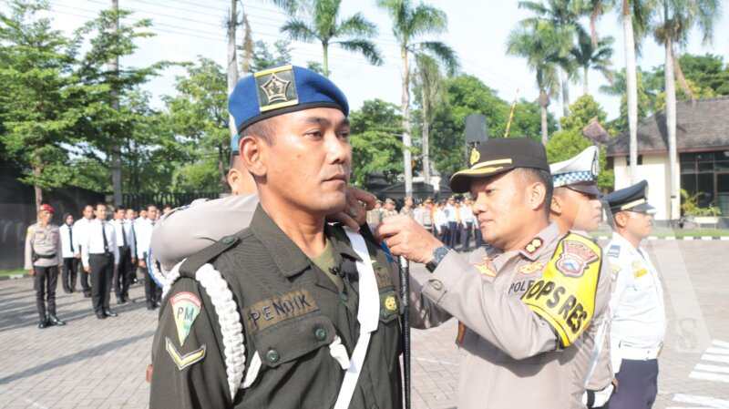 Kapolres Nganjuk AKBP Siswantoro saat gelar Apel Operasi Keselamatan Semeru