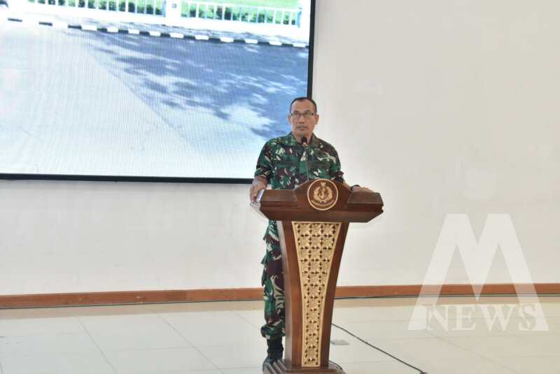 Pabandya Watpers Letkol Laut (KH) Miftahul Huda