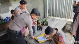 Polres Gresik gerebek penjual Miras di Dukun