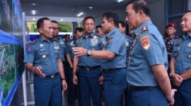 Dankodiklatal Letjen TNI Marinir Nur Alamsyah dampingi Kasal Laksamana TNI Muhammad Ali resmikan Sarpras TNI AL